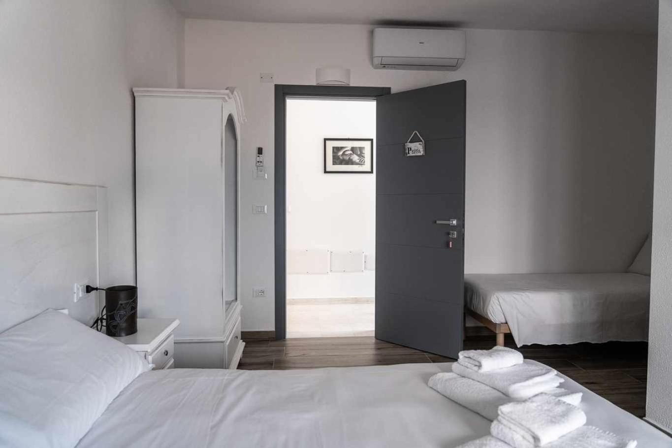 Domo Orise Alloggio In Pieno Centro Orosei Habitación foto